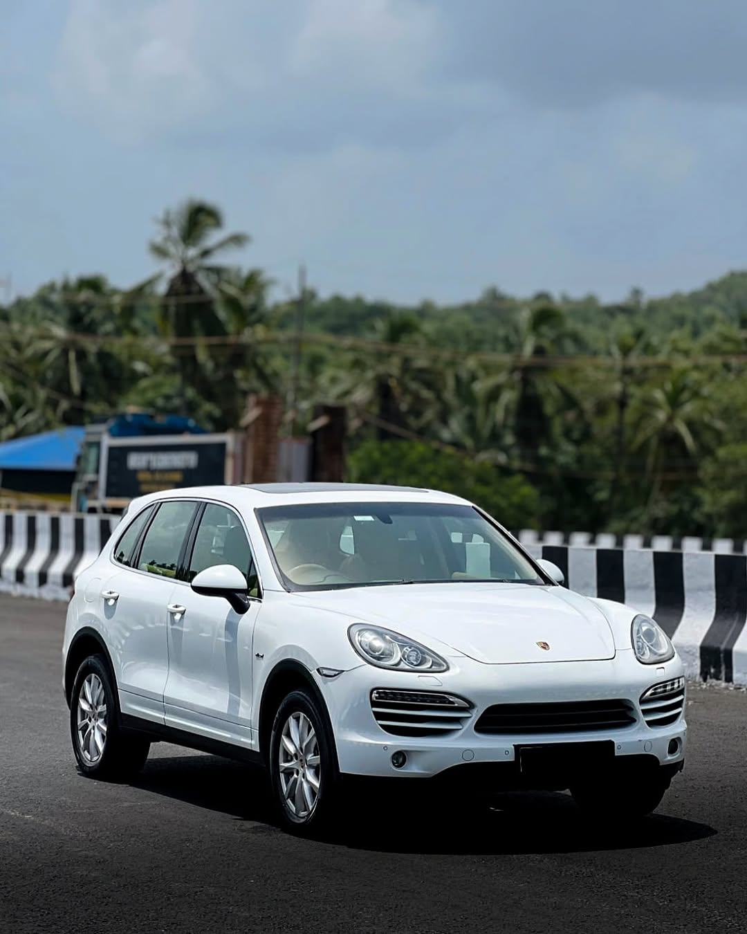 Porsche Cayenne 3.0 V6 Twin Turbo thumbnail 2